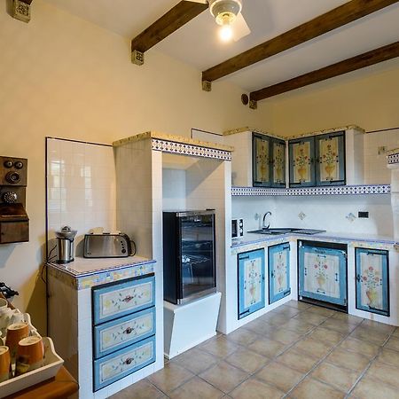 La Nuit Bed and Breakfast Bari Buitenkant foto
