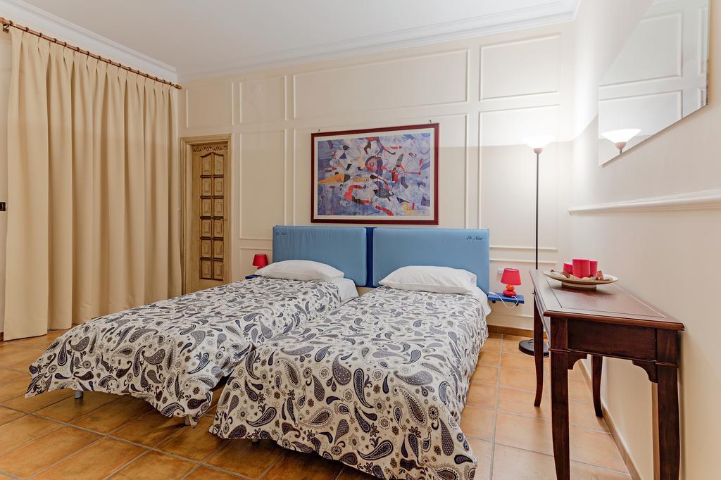 La Nuit Bed and Breakfast Bari Kamer foto